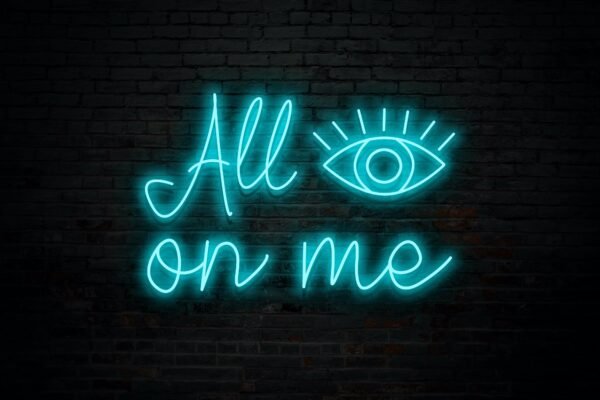 All eyes on Me - Image 6
