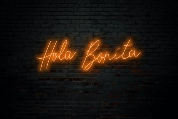 Hola Bonita; Hello Cutie! - Image 7