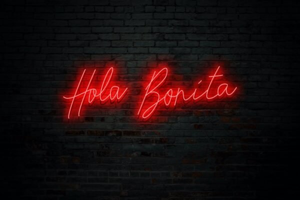 Hola Bonita; Hello Cutie! - Image 8